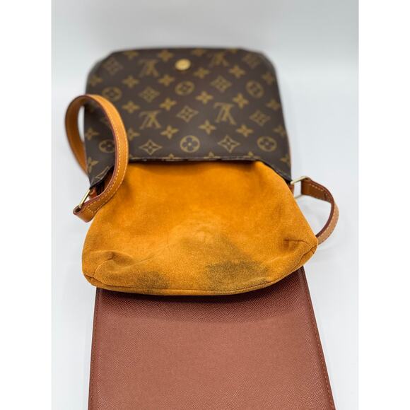 Louis Vuitton Musette Salsa - Picture 5 of 8